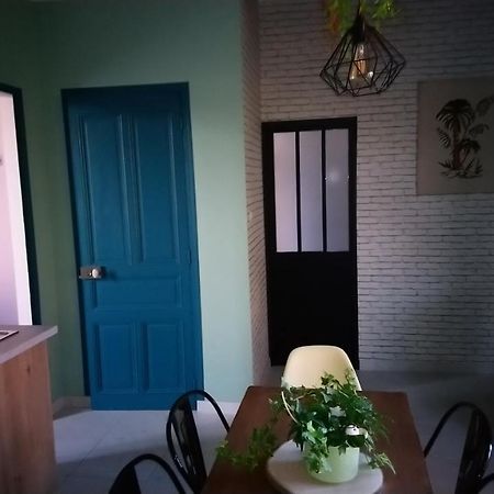 Le Jardin Des Ecureuils Hotel Demuin Екстериор снимка