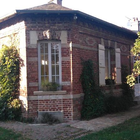 Le Jardin Des Ecureuils Hotel Demuin Екстериор снимка