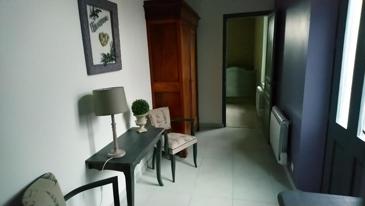 Le Jardin Des Ecureuils Hotel Demuin Екстериор снимка